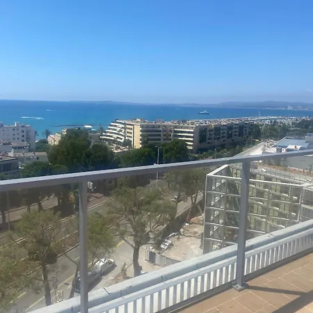 New Flat With Swimming Pool On Rooftop