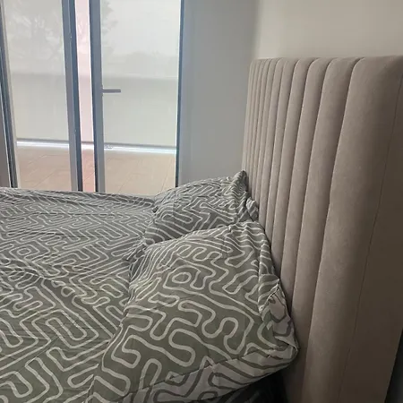 New Flat With Swimming Pool On Rooftop * 圣罗兰度瓦